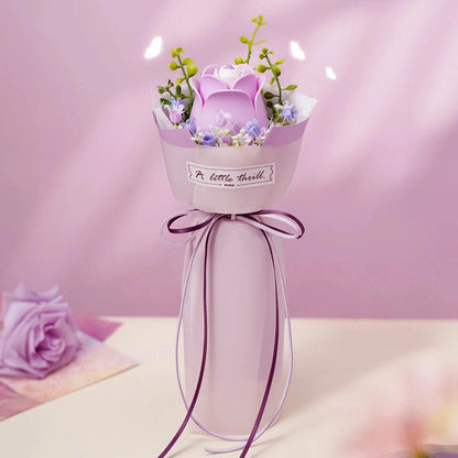 Rosa roxa e camélia